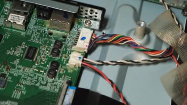 Devre tamiri. Elektronik donanım modern teknoloji. Anakart dijital kişisel bilgisayar çipi. Teknoloji bilimi geçmişi. Entegre iletişim işlemcisi. Bilgi mühendisliği bileşeni