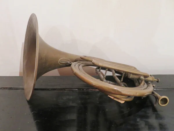 Oude Trombone Muziekinstrument — Stockfoto