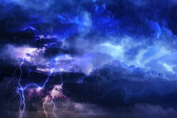 Cielo Nuvoloso Lampi Pioggia — Foto Stock