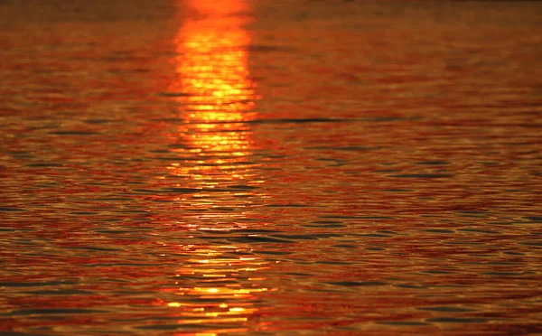Red Sunset Reflected Water — Foto Stock