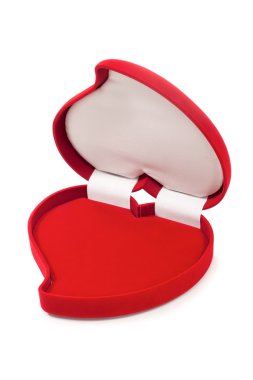 boş bir kırmızı kalp şeklinde süslü kutu açmak