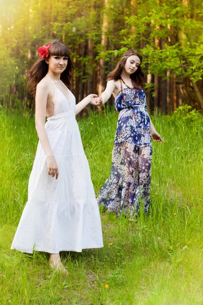 Young girls in the forest — Stock Photo, Image