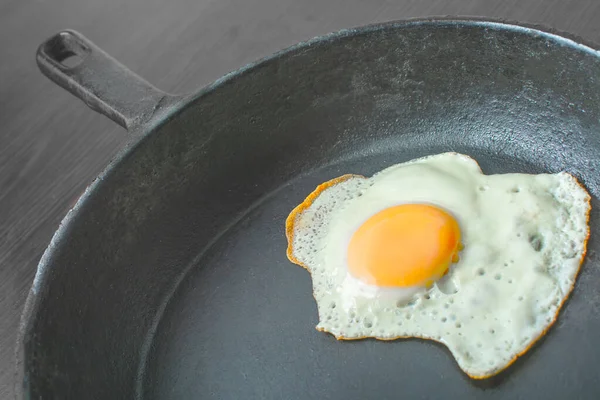 Scrambled Eggs Yellow Yolk Cast Iron Pan Isolated Dark Painted — Photo