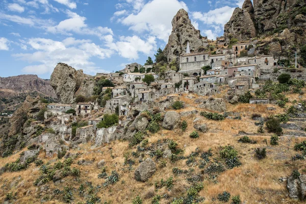 pentedattilo, hayalet kasaba Calabria, Güney İtalya