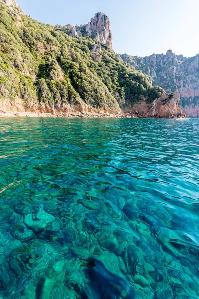 Природный заповедник Скандола, остров Корсика. Морской пейзаж, юг Франции — стоковое фото