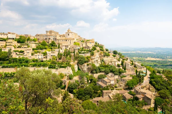 Gordes, medieval village in Southern France, Provence – stockfoto