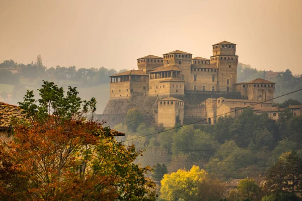 Parma Emilia Romagna ตาล 2022 ปราสาท Torrechiara อเส ยงท สวนอง — ภาพถ่ายสต็อก