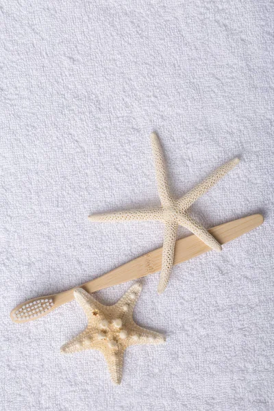 Set Eco Friendly Bamboo Wooden Toothbrushes Starfish White Towel — Stock Photo, Image