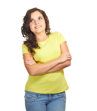 fo çekici gülümseyen kız sarı bir gömlek ile ayakta eller