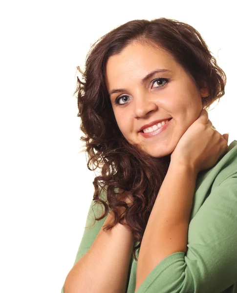 Porträt eines attraktiven lächelnden Mädchens in grünem Hemd. Mädchen umarmt — Stockfoto