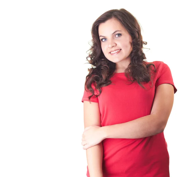 Aantrekkelijke lachende meisje in een rode shirt. geïsoleerd op witte backgr — Stockfoto