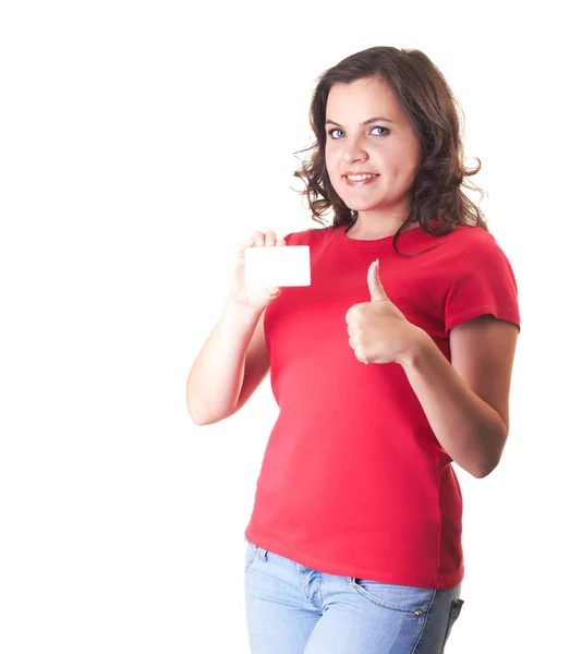 Menina sorridente atraente em uma camisa vermelha e jeans azul segurando um — Fotografia de Stock