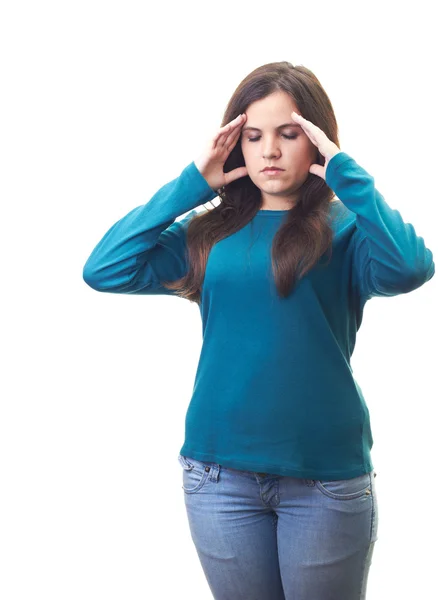 Mujer joven atractiva con una camisa azul que sufre de dolor de cabeza —  Fotos de Stock