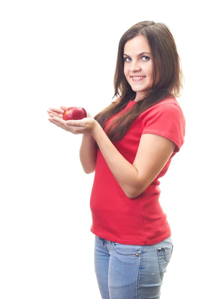 Atraktivní usměvavá mladá žena v červené košili drží krásné — Stock fotografie