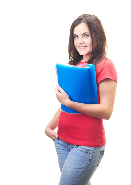 Aantrekkelijke jonge vrouw in een rode shirt houden een blauwe fol glimlachen — Stockfoto