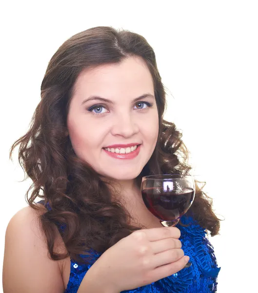 Atractiva joven sonriente en vestido azul brillante sostiene un g —  Fotos de Stock