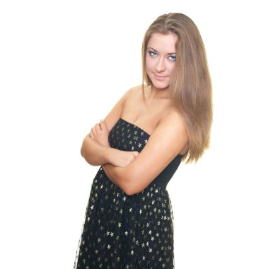 siyah elbise daimi katlanmış ellerle çekici genç kadın