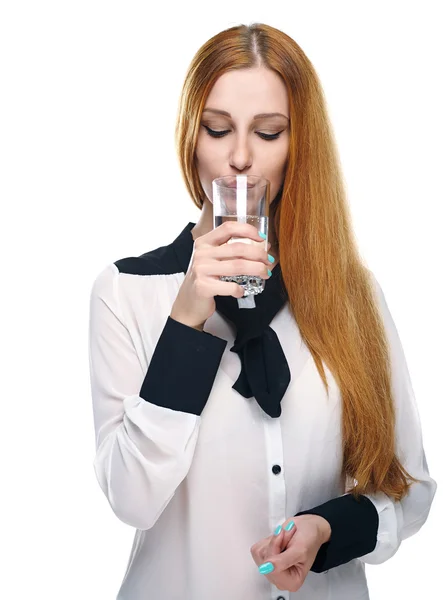 Attractive young woman in a white blouse. Holding a glass of min — Stock Photo, Image