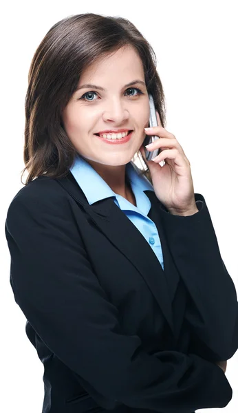 Uma jovem atraente com um casaco preto. Falando em um ph móvel — Fotografia de Stock