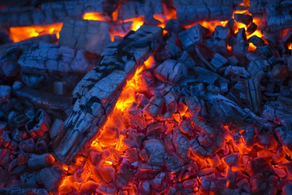 Burning coals — Stock fotografie