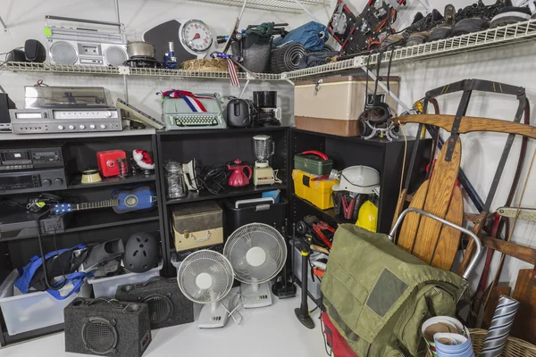 Vintage garage försäljning hörn — Stockfoto