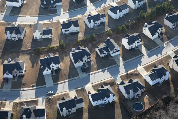 Casas modernas Suburban aéreo — Fotografia de Stock