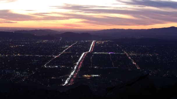 Lapso de tiempo anochecer simi valley — Vídeos de Stock