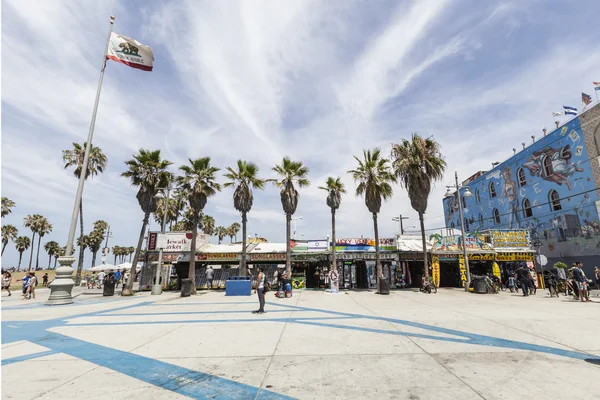 Venice beach california at acayip windward plaza — Stok fotoğraf