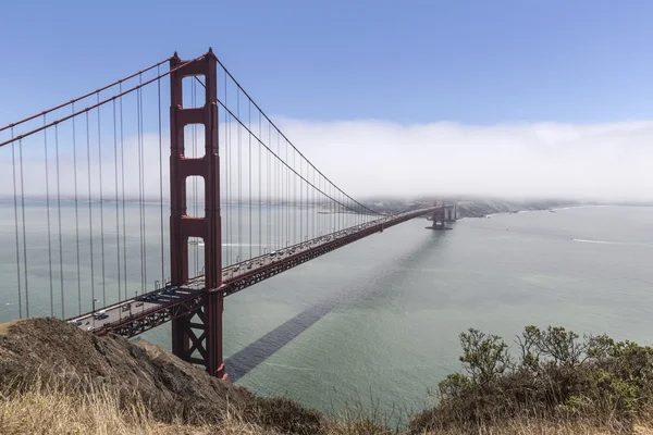 Χρυσή πύλη κόλπων του Σαν Φρανσίσκο ομίχλης — Φωτογραφία Αρχείου