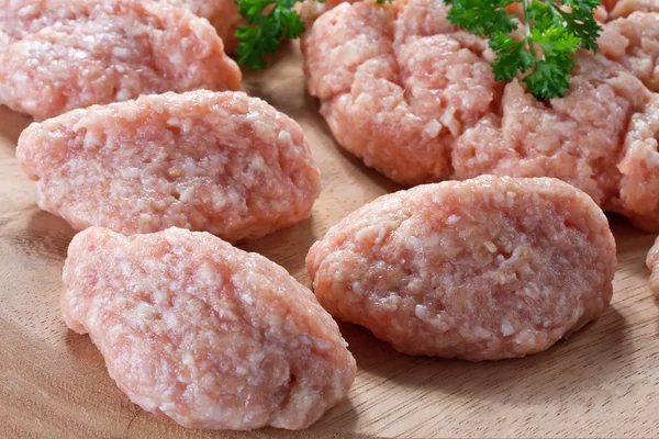 Carne picada crua pronta para cozinhar — Fotografia de Stock