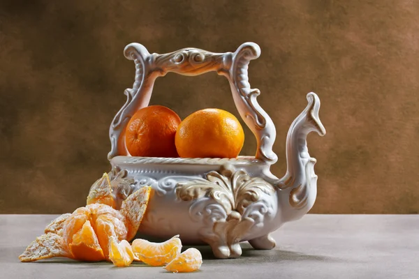 Nature morte aux mandarines mûres — Photo