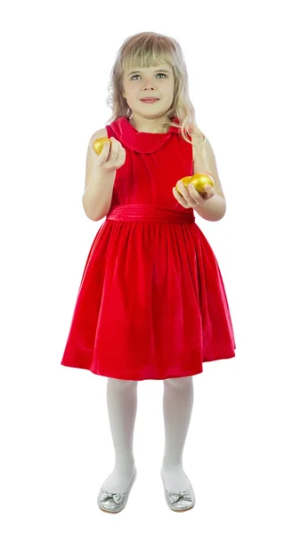 Meisje houdt van een gouden ei, geïsoleerd op witte achtergrond — Stockfoto