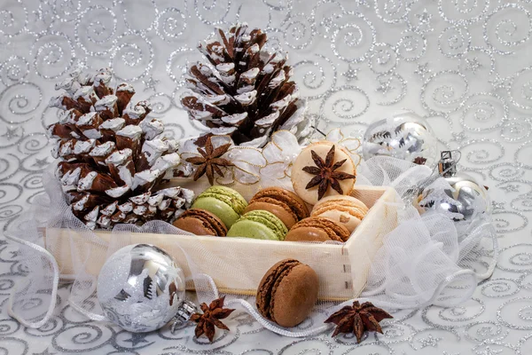 Jul bakgrund med franska macarons — Stockfoto
