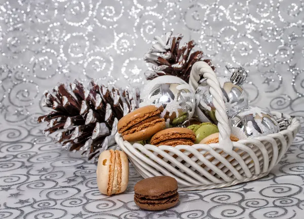 Christmas background with French macarons — Stock Photo, Image