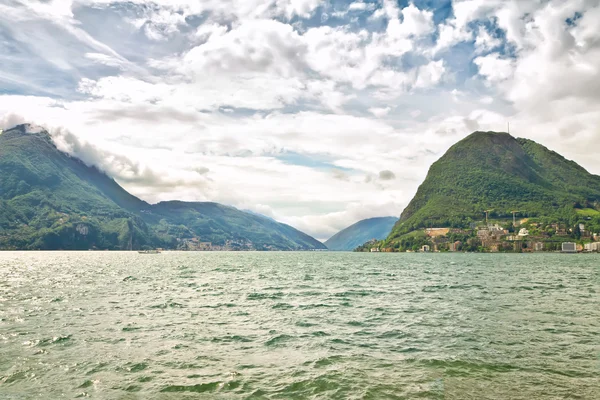 Lake lugano. İsviçre. Avrupa. — Stok fotoğraf