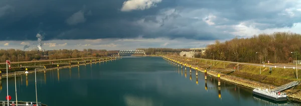 Panorama över Rhen i Tyskland — Stockfoto