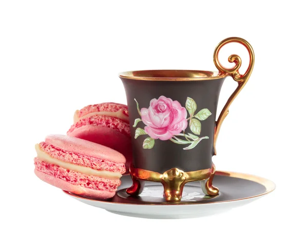 Kopp kaffe med franska macarons — Stockfoto