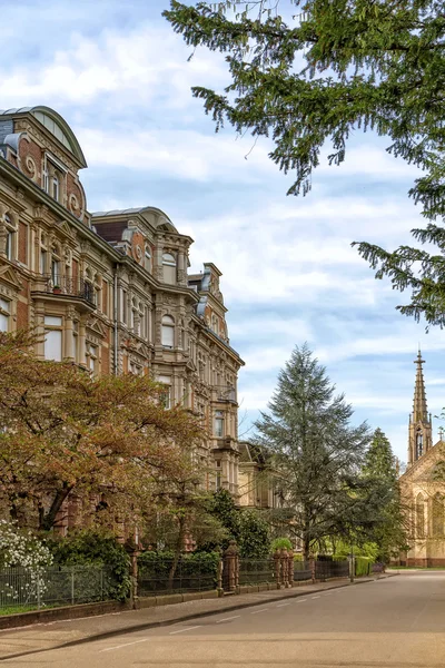 Rua velha no centro de Baden-Baden. Alemanha. A Europa . — Fotografia de Stock