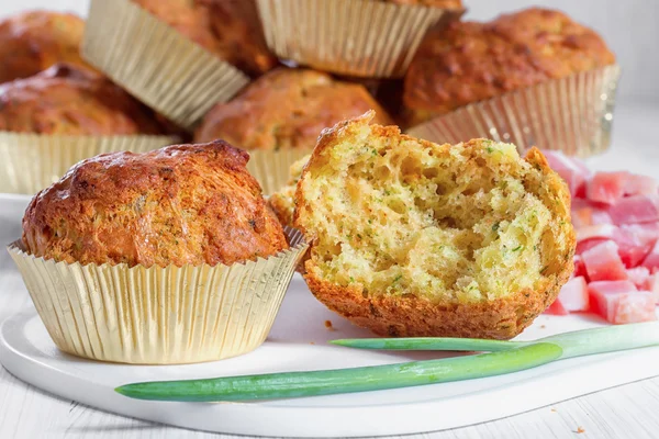 Muffins with cheese, bacon and herbs — Stock Photo, Image