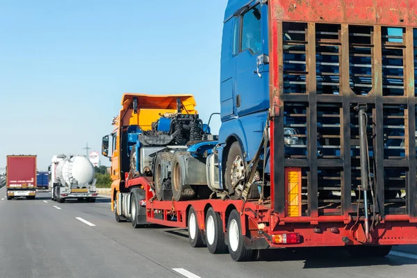 Pov Heavy Industrial Truck Semi Trailer Flatbed Platform Transport Wrecked — Foto de Stock
