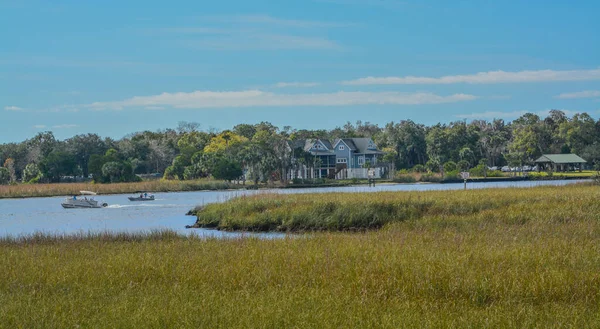 Crystal River Has Natural Springs Feeding Crystal River Preserve State — 图库照片