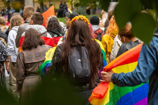 Συμμετέχοντες Του Pride Parade Στο Κίεβο Ουκρανία Πόδια Στους Δρόμους — Φωτογραφία Αρχείου
