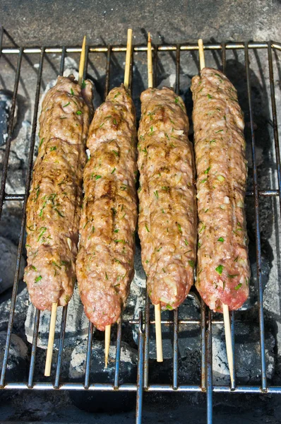 hazırlık sırasında kebap