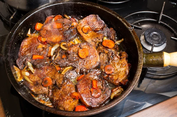 Steaks with vegetables — Stock Photo, Image