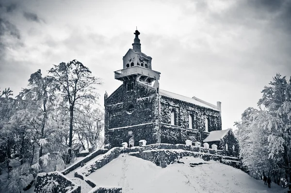 Kerk op de sleza berg in de winter — Stockfoto