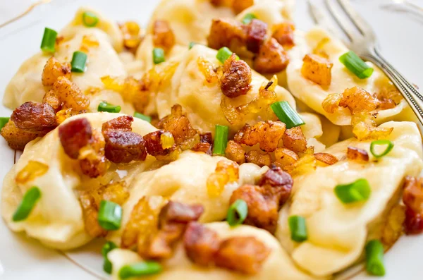 Traditional russian dumplings — Stock Photo, Image