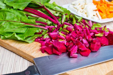 tahtada kesilerek pazı