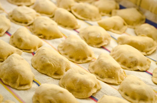 Dumplings durante a preparação — Fotografia de Stock