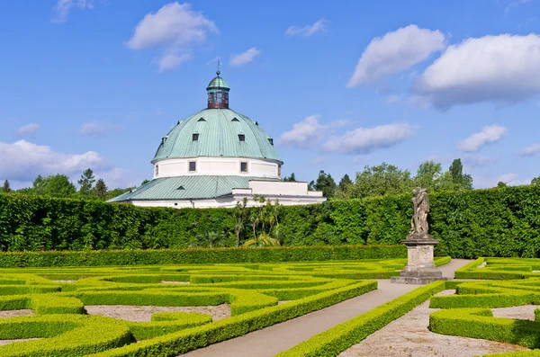 Bloementuinen in kromeriz, Tsjechië — Stockfoto