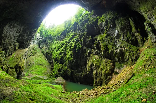 Пещера Пункевни, Чешская Республика — стоковое фото